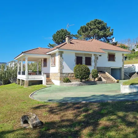 En Sanxenxo, En Playa Canelas Sanxenxo