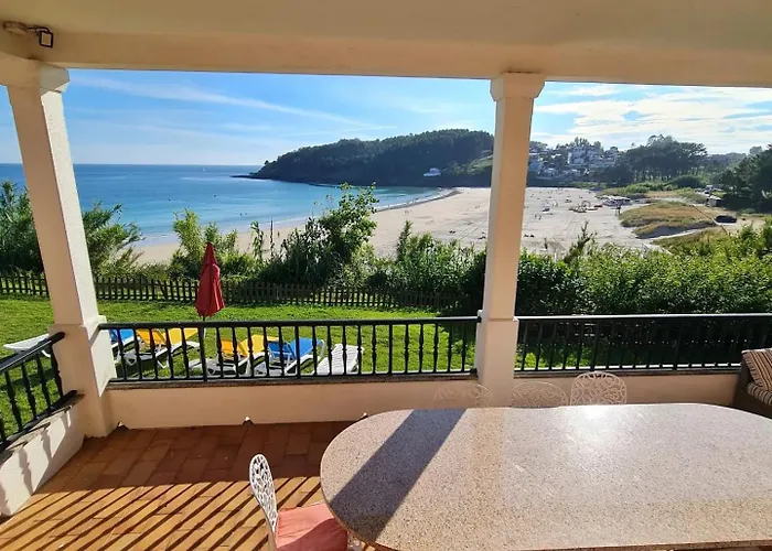 En Sanxenxo, En Playa Canelas Casa de Férias *